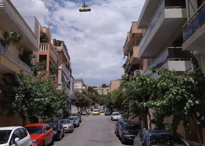 Sunny Apartment Right Under Parthenon